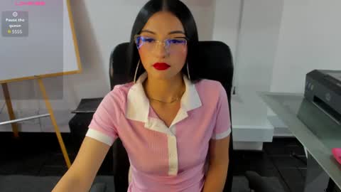Snapshot of jade_connor chatting on July 6, 2026, 8:33 pm jade_connor online show from July 6, 2026, 8:33 pm