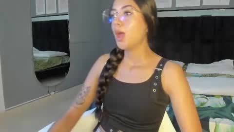 Snapshot of jade_lovv chatting on June 26, 2026, 7:51 pm jade_lovv online show from June 26, 2026, 7:51 pm