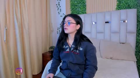 Snapshot of jade_nm chatting on March 3, 2026, 12:44 pm ade online show from March 3, 2026, 12:44 pm