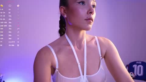 Snapshot of jade_paris chatting on July 14, 2026, 2:56 pm Jade Paris online show from July 14, 2026, 2:56 pm