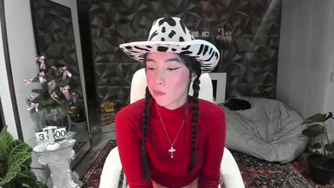 Snapshot of jade_porn chatting on December 7, 2024, 10:45 am Jade  independent model online show from December 7, 2024, 10:45 am