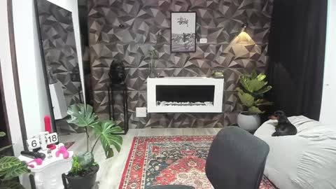 Snapshot of jade_porn chatting on January 28, 2025, 11:17 am Jade  independent model online show from January 28, 2025, 11:17 am