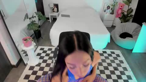 Jade  independent model online show from March 10, 2026, 12:43 pm