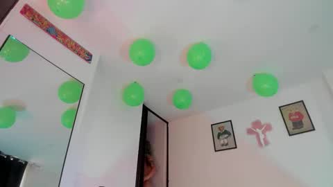 Jade  independent model online show from March 17, 2026, 6:33 pm