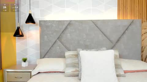 Snapshot of jade_whisper chatting on November 2, 2025, 1:30 am Alanis Cooper online show from November 2, 2025, 1:30 am