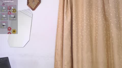 Jadeadamsxx online show from February 12, 2025, 5:05 pm