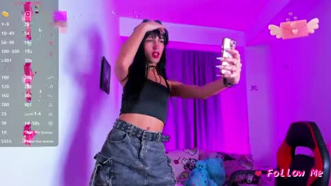 Jade Benett online show from April 14, 2026, 4:51 am