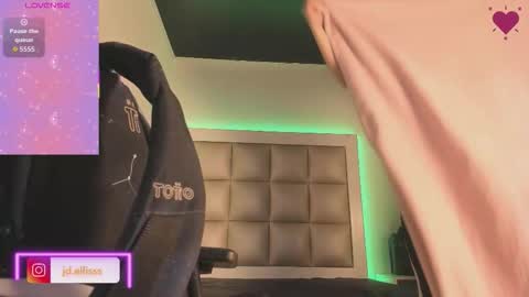 Snapshot of jadeestudios chatting on September 29, 2025, 12:10 pm jadeestudios online show from September 29, 2025, 12:10 pm