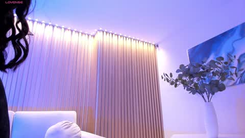 JADE EVANS online show from December 11, 2024, 12:02 am