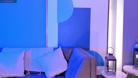 JADE EVANS online show from December 18, 2024, 9:08 pm