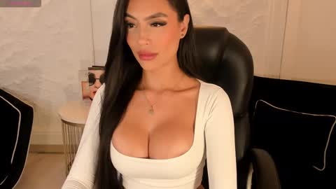 JADE EVANS online show from January 15, 2026, 5:49 pm