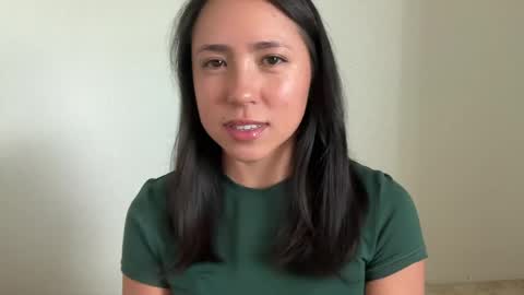 Jade Love online show from April 22, 2026, 7:48 pm