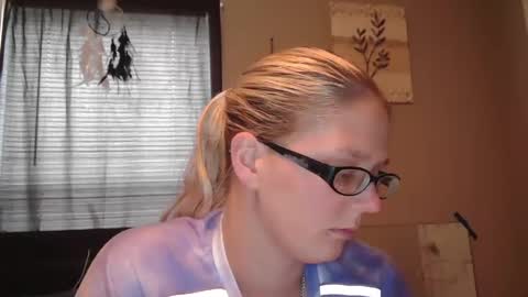 Snapshot of jadeluv chatting on December 14, 2024, 6:52 pm JadeLuv online show from December 14, 2024, 6:52 pm