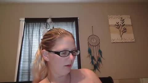 Snapshot of jadeluv chatting on December 15, 2024, 6:04 pm JadeLuv online show from December 15, 2024, 6:04 pm