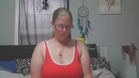 Snapshot of jadeluv chatting on September 21, 2025, 4:41 pm JadeLuv online show from September 21, 2025, 4:41 pm