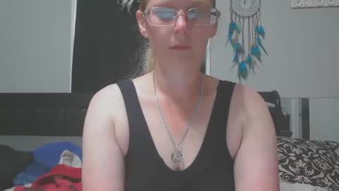 Snapshot of jadeluv chatting on April 22, 2026, 12:57 am JadeLuv online show from April 22, 2026, 12:57 am