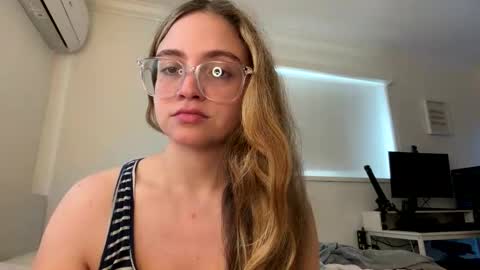 Snapshot of jademonroe0522 chatting on February 21, 2026, 3:24 pm jademonroe0522 online show from February 21, 2026, 3:24 pm