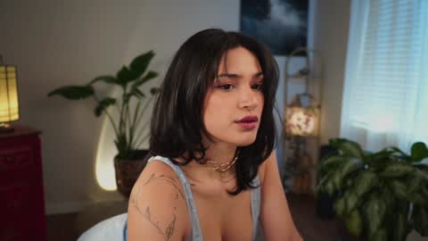 Snapshot of jadeperez_ chatting on December 2, 2024, 9:50 pm Jade online show from December 2, 2024, 9:50 pm