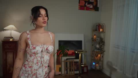 Snapshot of jadeperez_ chatting on January 10, 2025, 12:38 am Jade online show from January 10, 2025, 12:38 am