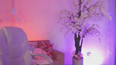 Jade Summer online show from February 18, 2026, 11:39 am