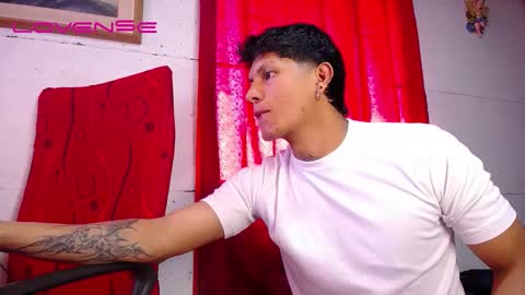 jahn_ashford1 online show from October 7, 2025, 7:11 pm