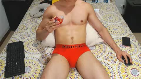 Snapshot of jahshot4 chatting on November 2, 2025, 10:34 pm jahshot4 online show from November 2, 2025, 10:34 pm