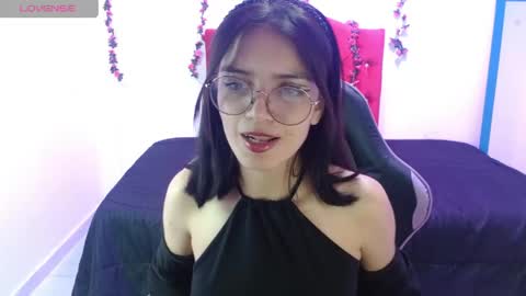 jaide412638 online show from May 4, 2026, 9:00 pm