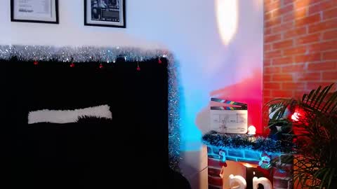 Snapshot of jaiden_thoner chatting on December 22, 2025, 9:17 am Jaiden online show from December 22, 2025, 9:17 am