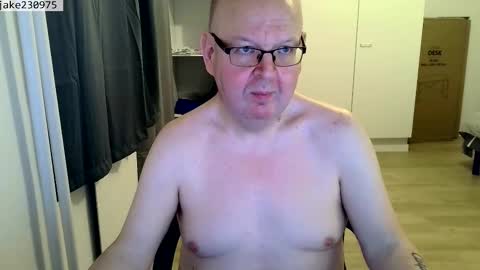 Snapshot of jake230975 chatting on March 4, 2026, 8:04 pm Jake2309 online show from March 4, 2026, 8:04 pm