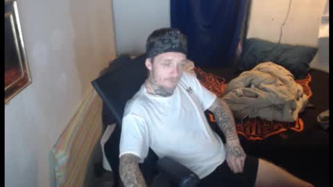 showingitoff online show from November 21, 2025, 6:23 am