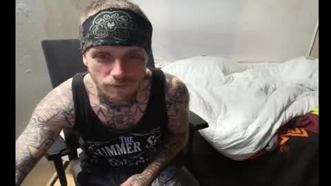 showingitoff online show from February 24, 2026, 4:43 am