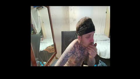 showingitoff online show from April 4, 2026, 4:44 am