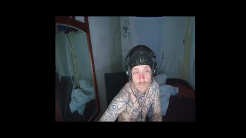 showingitoff online show from April 6, 2026, 7:31 am