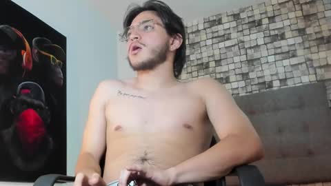 Snapshot of jake33__ chatting on November 20, 2025, 2:56 am jake online show from November 20, 2025, 2:56 am