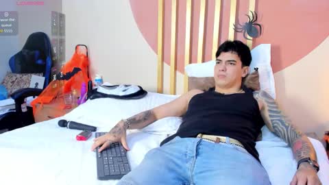 Jake And Nicole online show from October 24, 2025, 1:13 am