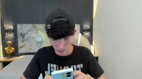 Snapshot of jake_evanss_ chatting on October 9, 2025, 8:18 pm JAKE online show from October 9, 2025, 8:18 pm