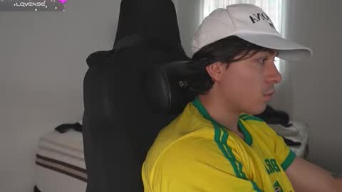 jake_murphy online show from November 13, 2025, 8:19 pm