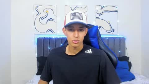 Snapshot of jake_shadow14 chatting on December 11, 2024, 8:07 pm Hi guys im new 3 online show from December 11, 2024, 8:07 pm