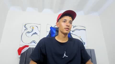 Snapshot of jake_shadow14 chatting on December 18, 2024, 7:52 pm Hi guys im new 3 online show from December 18, 2024, 7:52 pm