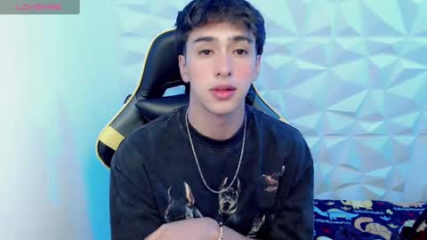 jake_tripp online show from January 3, 2025, 6:33 am