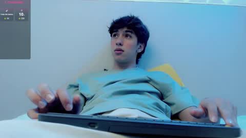 jake_tripp online show from October 15, 2025, 7:08 am