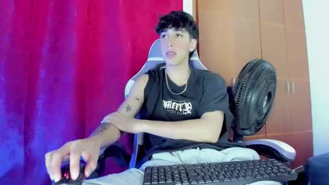 Snapshot of jake_tripp__ chatting on March 13, 2026, 3:46 am jake online show from March 13, 2026, 3:46 am