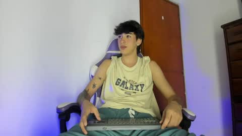 Snapshot of jake_tripp__ chatting on April 6, 2026, 1:58 am jake online show from April 6, 2026, 1:58 am