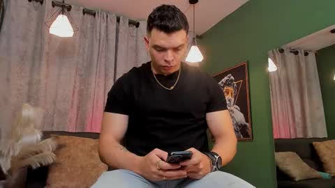 Snapshot of jakee_tyler chatting on December 18, 2025, 7:31 pm Jake Tyler online show from December 18, 2025, 7:31 pm