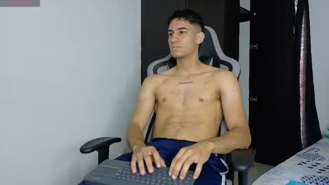 Snapshot of jakemonroe1 chatting on April 15, 2026, 2:57 pm JakeMonroe online show from April 15, 2026, 2:57 pm