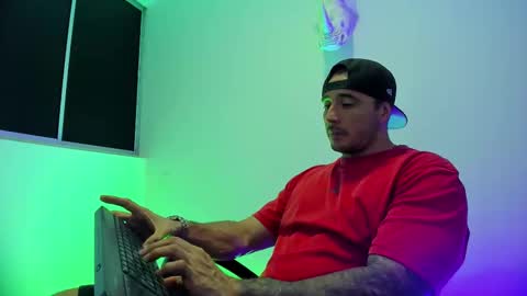 jakestone_1 online show from February 13, 2026, 2:18 am