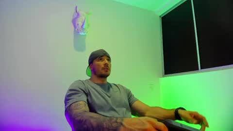 jakestone_1 online show from May 9, 2026, 7:19 pm