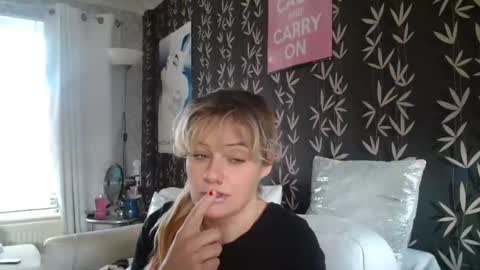 Snapshot of jakkilouise chatting on March 12, 2025, 3:18 pm JAKKI LOUISE pornstar online show from March 12, 2025, 3:18 pm