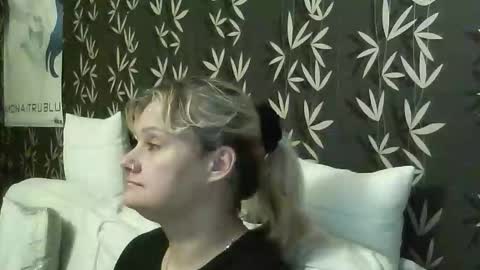 Snapshot of jakkilouise chatting on November 7, 2025, 7:03 pm JAKKI LOUISE pornstar online show from November 7, 2025, 7:03 pm