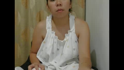 jalaiza01 online show from April 6, 2026, 10:38 am